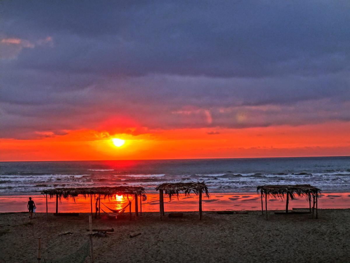 Sundown Beach Hotel Canoa Extérieur photo